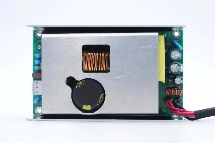 Bekalan Kuasa GaN Produk Baharu Kami-300W