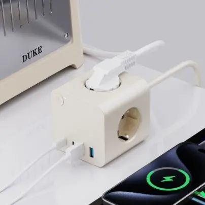 Jalur Kuasa EU dengan 25W PD USB 3 Outlet AC